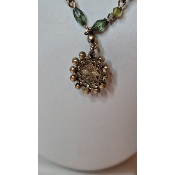 Liz Claiborne Green Rhinestone Fasion Necklace 18" Peridot Colored Stones - Picture 7 of 8